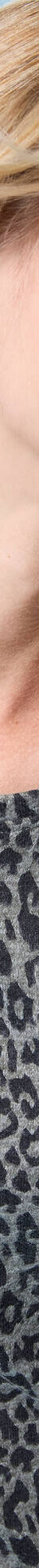 T-shirt Spécial Petites imprimé léopard, détails boutons sur l'épaule, maille grattée (kaki / noir) T-shirt Spécial Petites imprimé léopard, détails boutons sur l'épaule, maille grattée (kaki / noir)